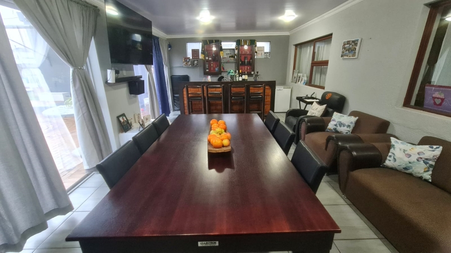 To Let 3 Bedroom Property for Rent in St Dumas Western Cape